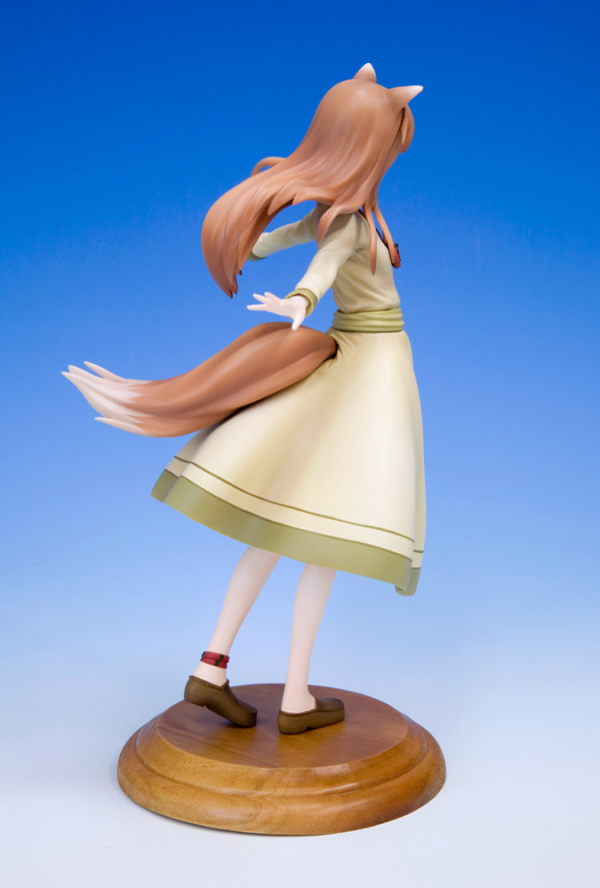 Spice and Wolf: Holo 1 8 Scale Figurine Online Hot Sale